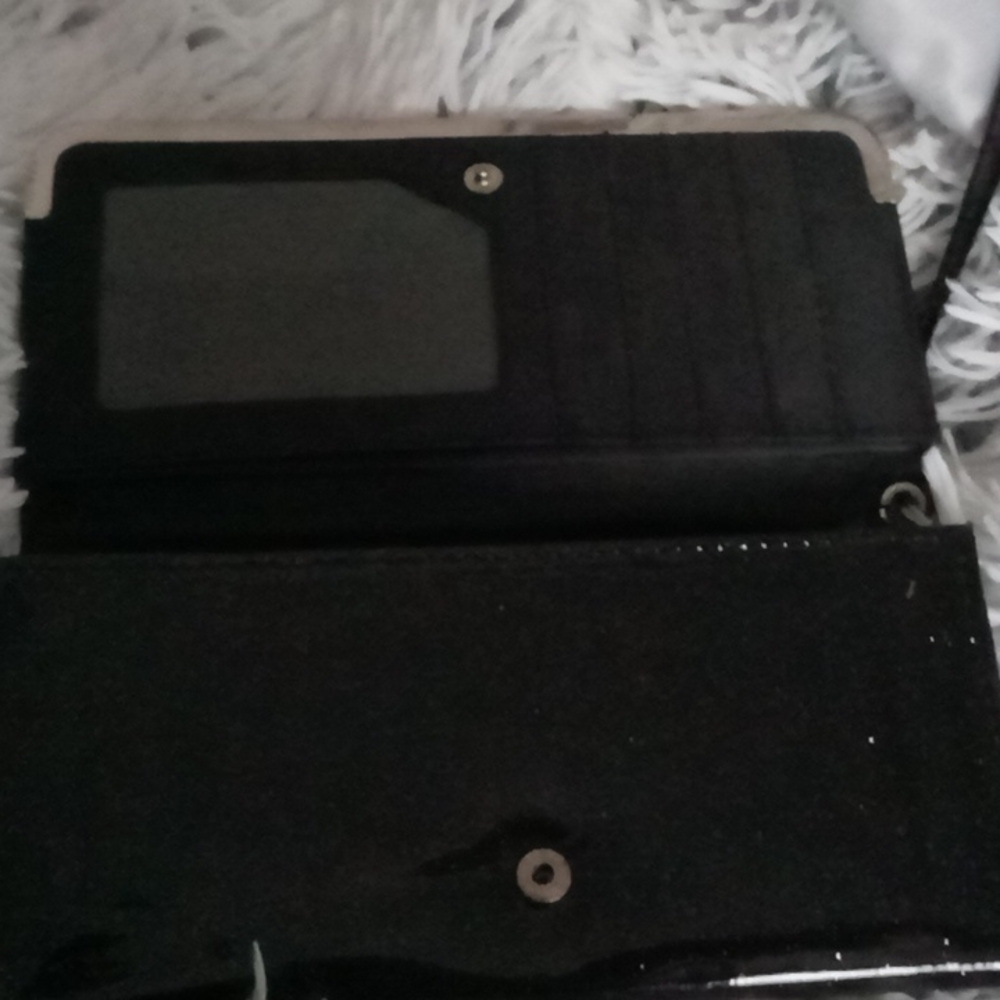 Wallet - Picture 2 of 3